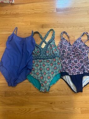Women’s One-Piece full coverage Swimsuit Lot